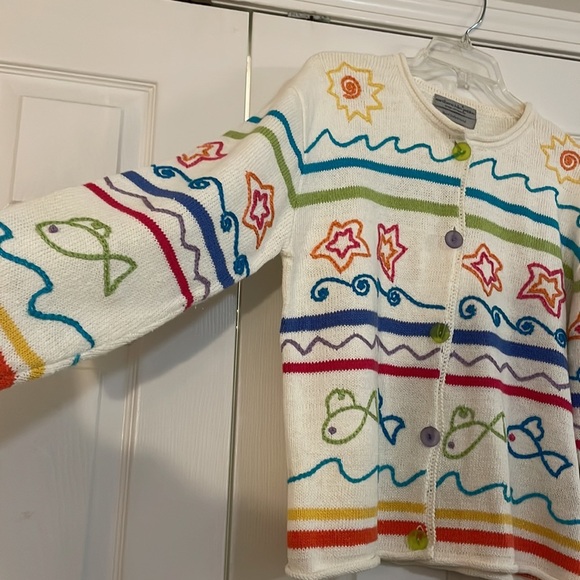 Northern Isles Petites Cream cardigan. hand embroidered PL - Picture 3 of 5